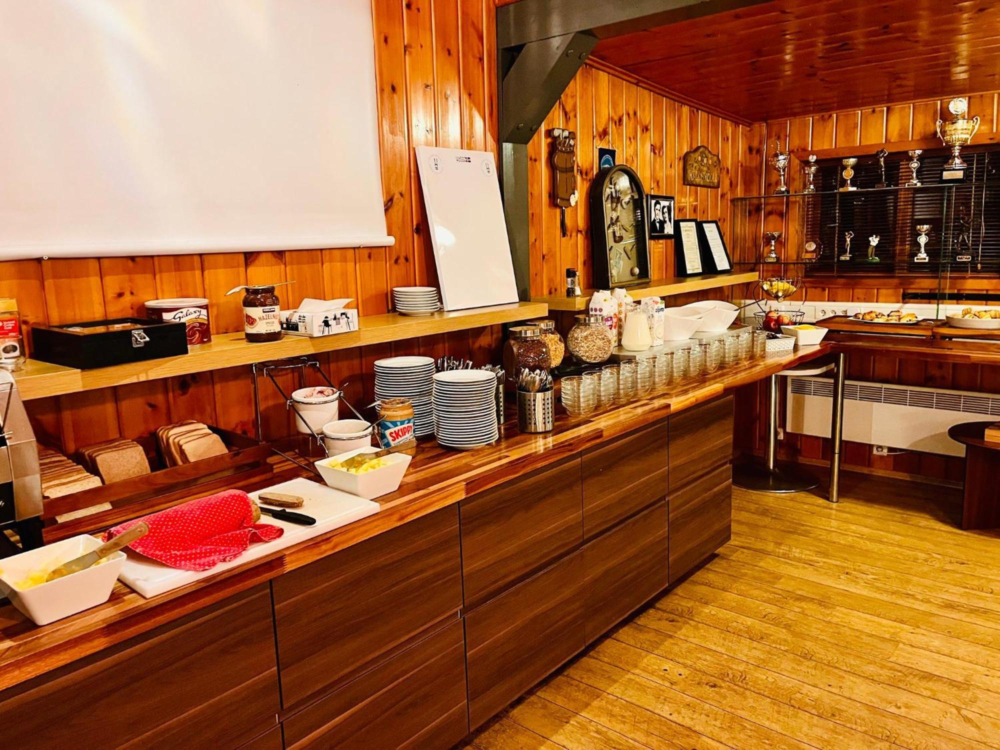 Hotel Eyjafjallajoekull Хвольсвёдлюр Экстерьер фото
